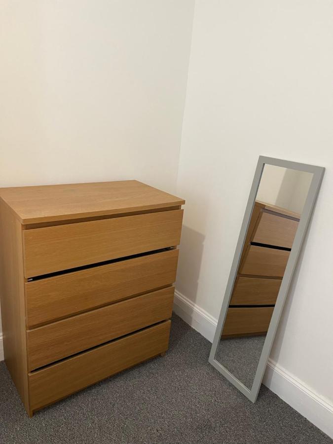 Room In Gloucester Road 4 Bristol Dış mekan fotoğraf